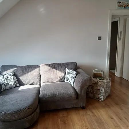 Glenarm, Drumcondra, 9 *